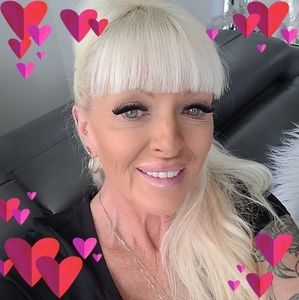 Meet your Posher, Nathalie